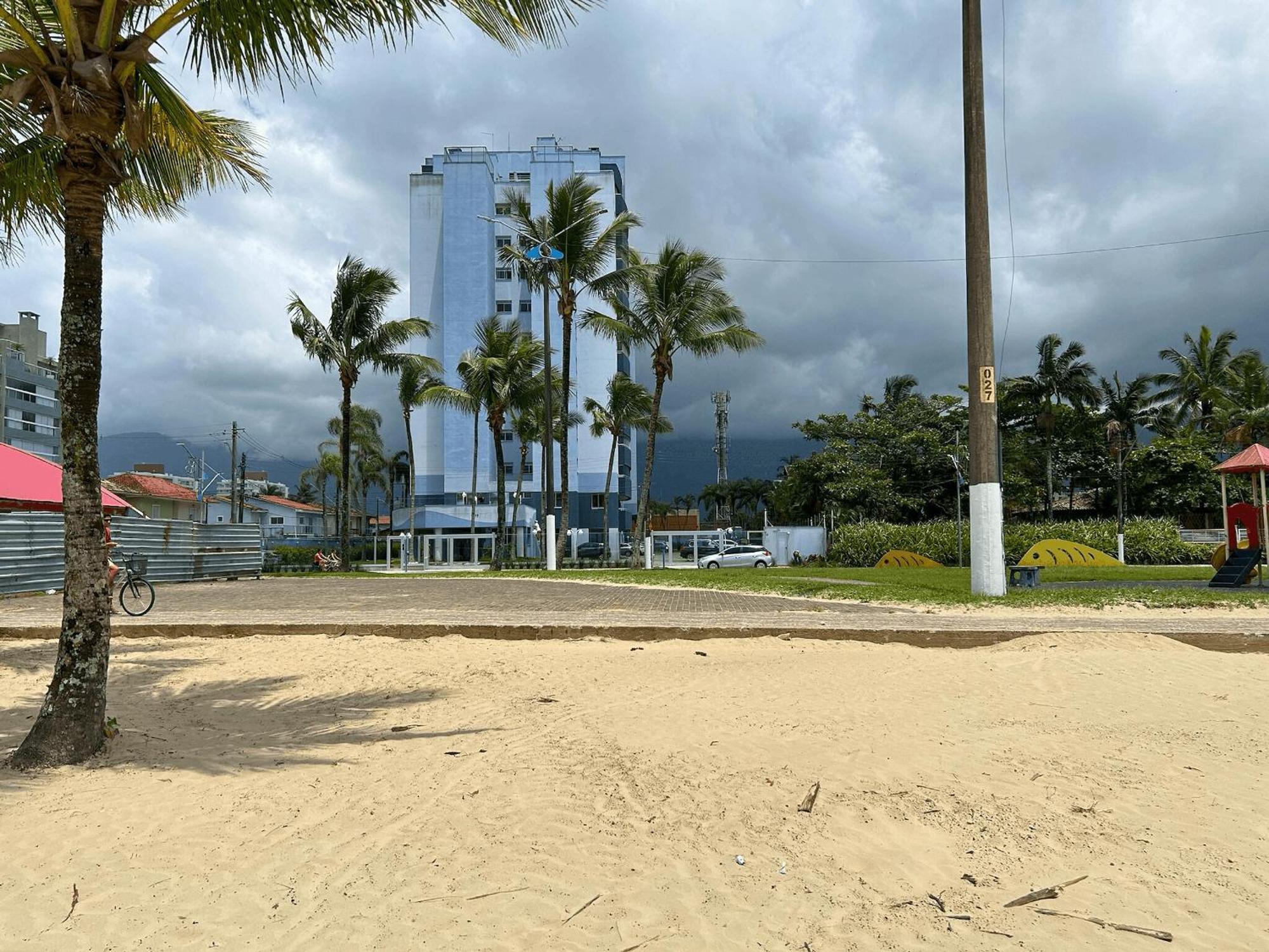 Helbor Atlantis By Doce Lar De Bertioga Apartment Exterior photo